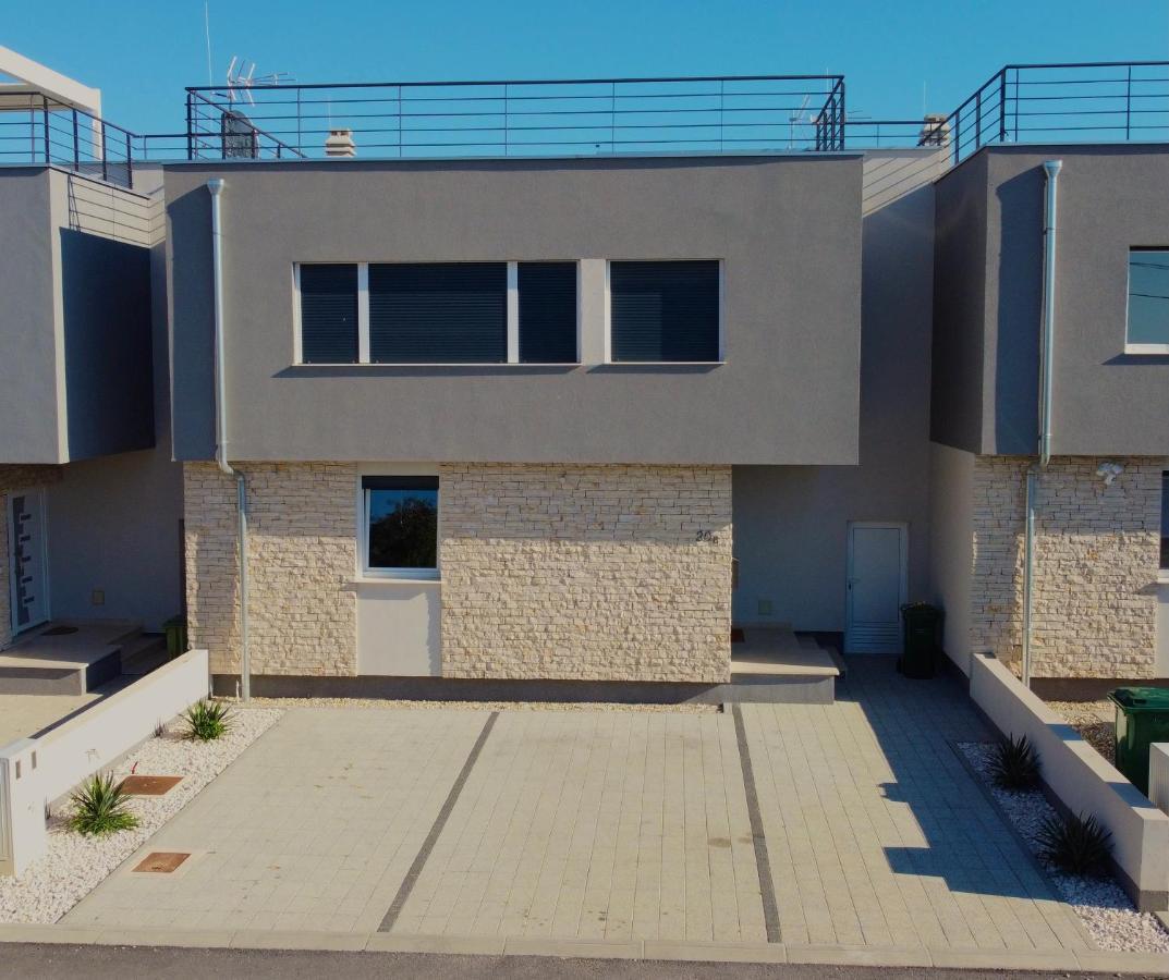 Ferienhaus Luka Zadar Eksteriør billede